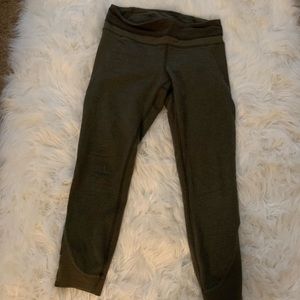 Lululemon yoga pants